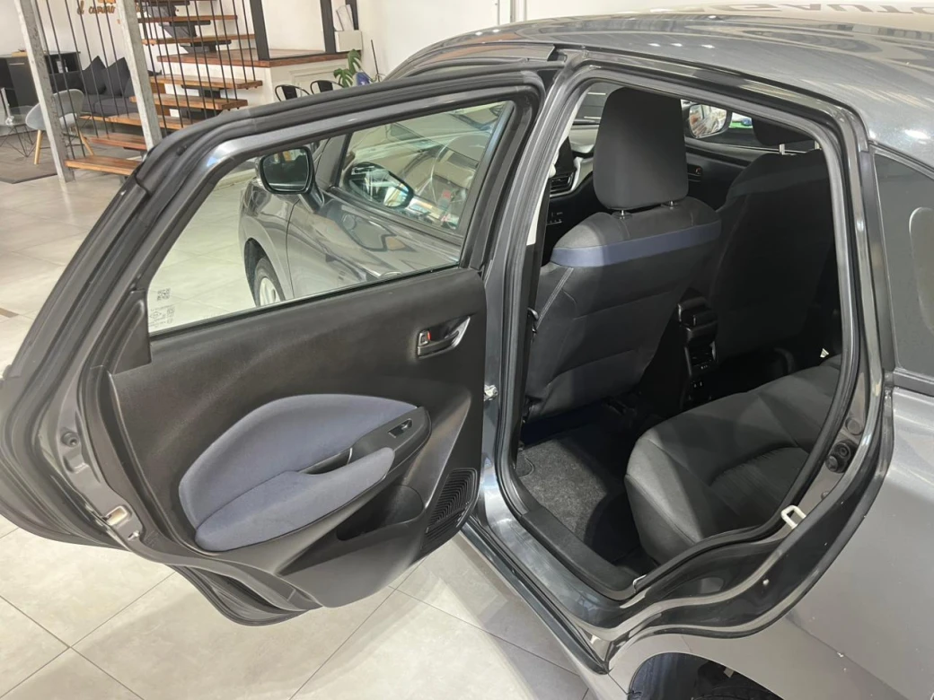 imagen 0 de vehiculo con id 2141